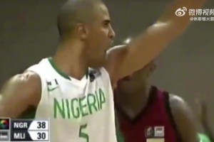 赛前遛娃～湖勇大战前，詹姆斯赛前带着女儿朱莉打卡金门大桥...