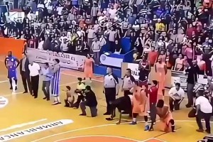 皮尔斯：假如库里在詹姆斯时代再拿一冠，那他也能比肩乔丹！