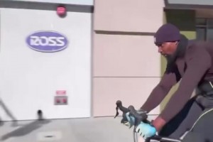 香波特：甜瓜是以身作则的人，而詹姆斯会跟我把赛场细节讲明白！