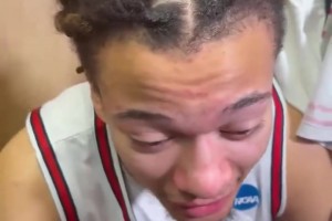 詹姆斯曾打趣库里：是你毁了整个联盟，现在每个人都在投三分