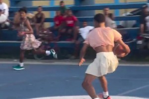 女篮赛场的艺术家，约翰内斯真飒